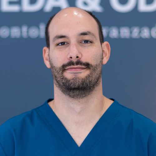 dr-alejandro-piñeda-ortodoncia-clinica-dental-alcobendas
